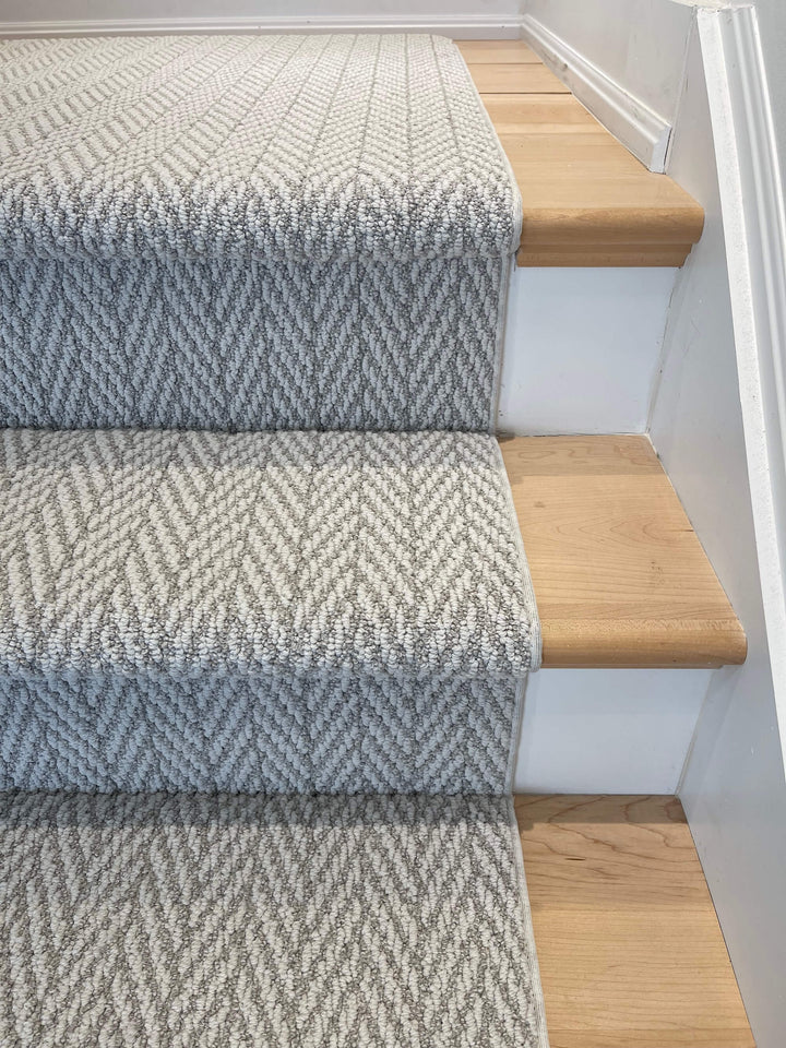 Anderson Tuftex Foggy Herringbone Carpet Runnerš„ - Direct Carpet