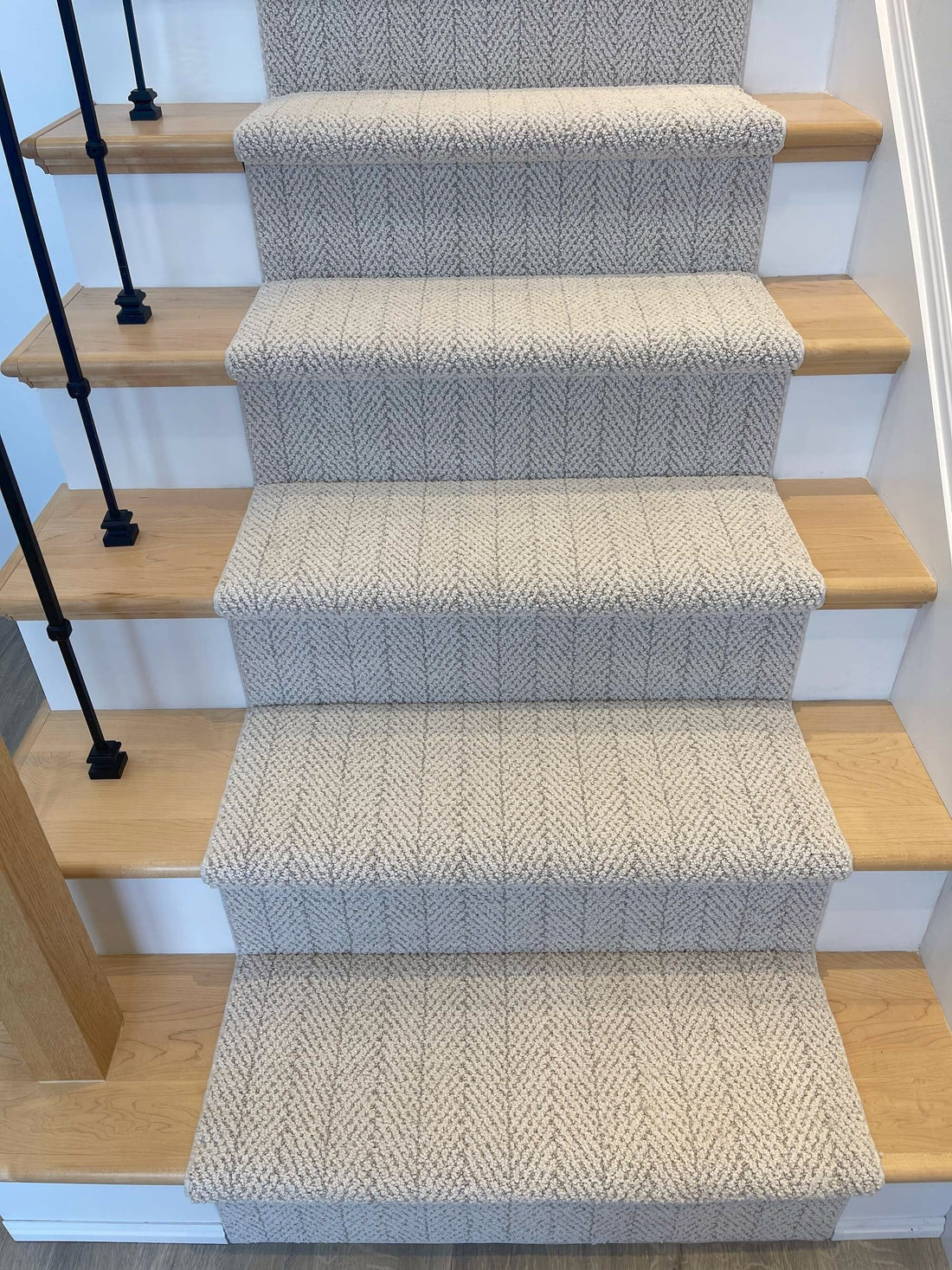 light color carpet runner for hall and stairs