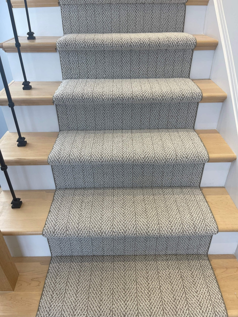 Amalfi Paradise Modern Herringbone Stair Runner - Direct Carpet