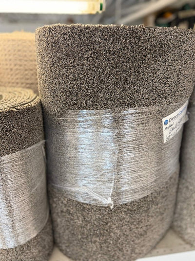 Grey Brown Pile Carpet Runner 28inches Wide x 28 Ft Long 4 Pieces
