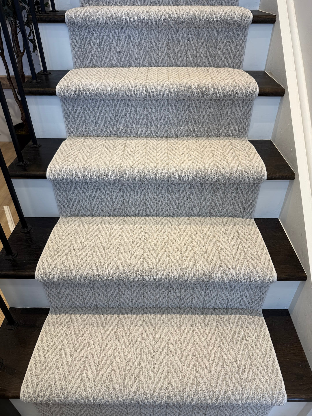 modern-farmhouse-stair-runner-rug