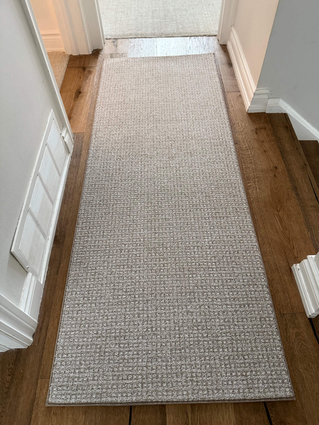 modern-rug-runner