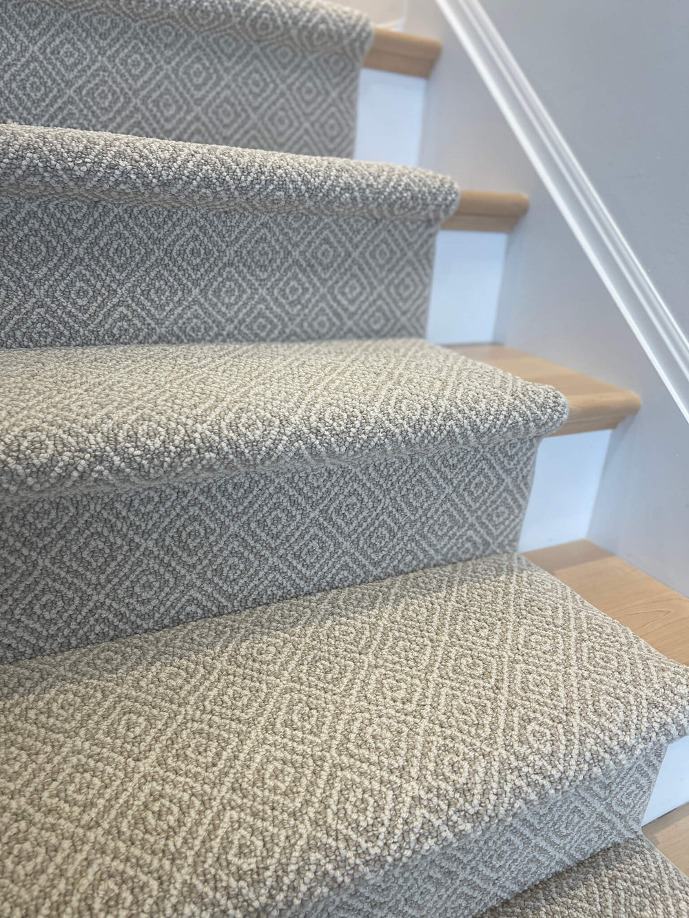 Modern-stair-runner-picture