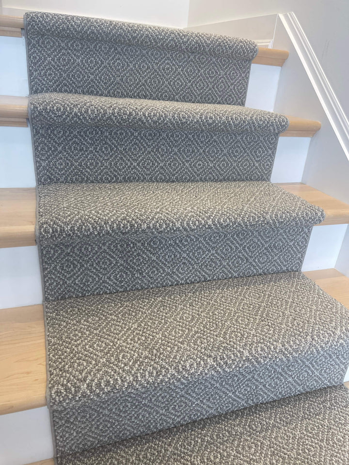 grey-stair-runner-nylon