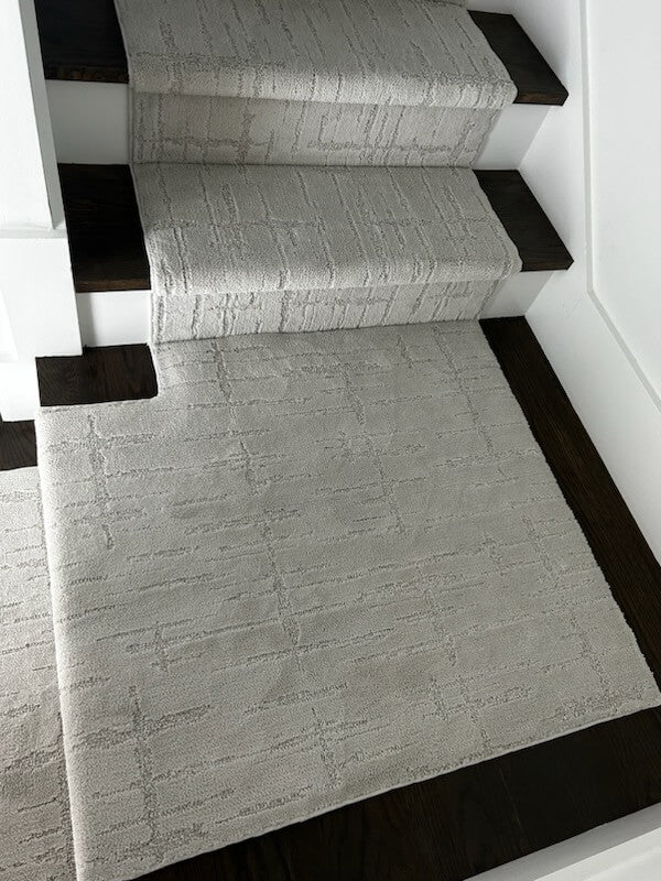 stair-runner-landing