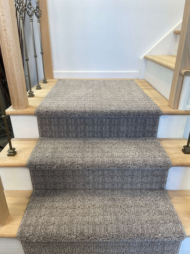 Modern-stair-carpets-for-DIY