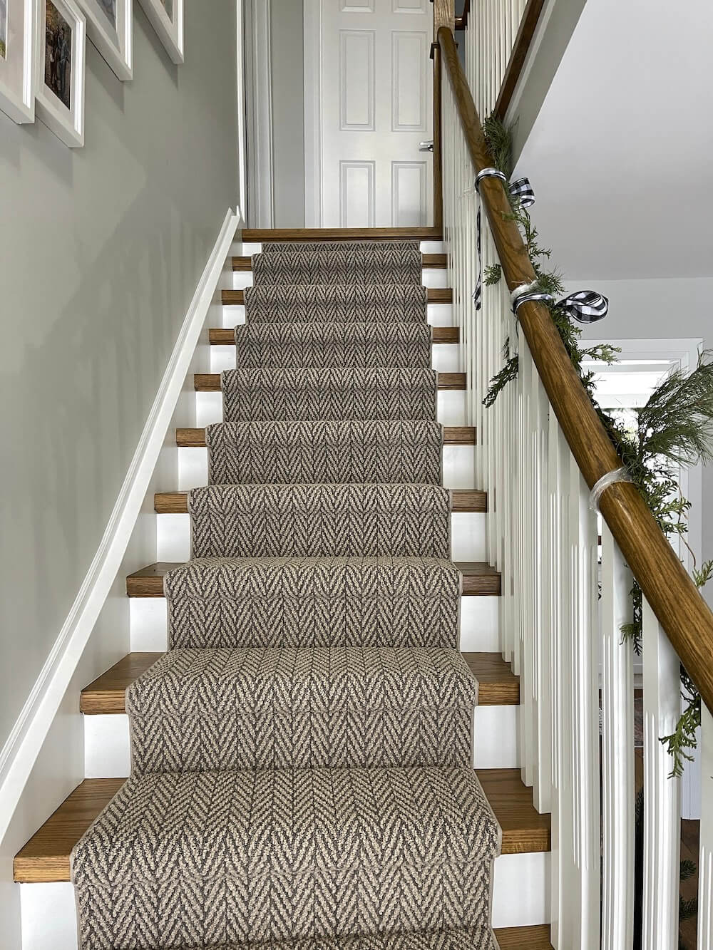 modern farmhouse staircase runner